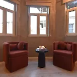 Villa Stunning 6br 4bath Near Tram