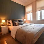 Stunning 6br 4bath Near Tram Istanbul
