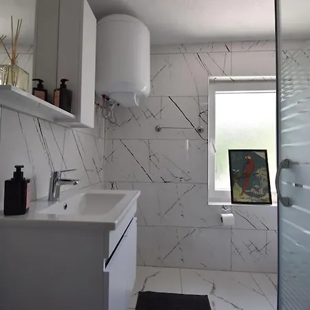 Villa Stunning 6br 4bath Near Tram İstanbul