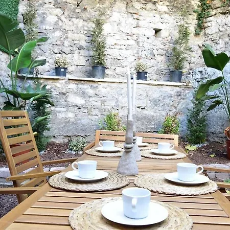 Stunning 6br 4bath Near Tram *