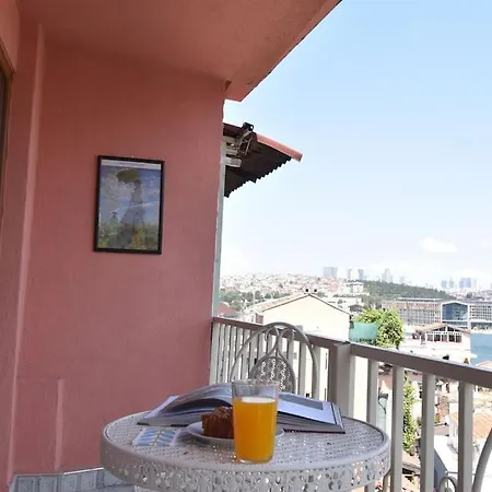 فيلة Stunning 6br 4bath Near Tram *