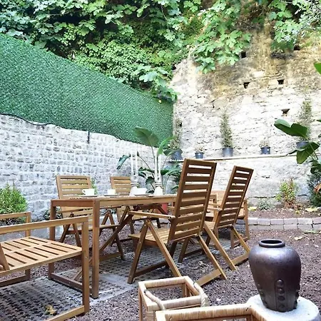 Stunning 6br 4bath Near Tram فيلة