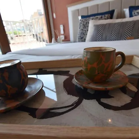 Stunning 6br 4bath Near Tram فيلة اسطنبول
