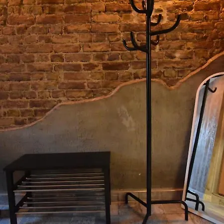 Stunning 6br 4bath Near Tram * اسطنبول