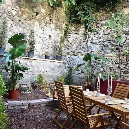 Stunning 6br 4bath Near Tram * اسطنبول