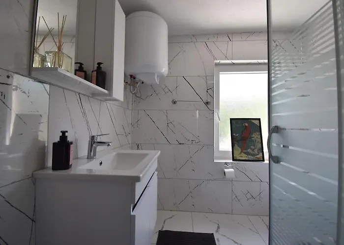 빌라 Stunning 6br 4bath Near Tram 이스탄불