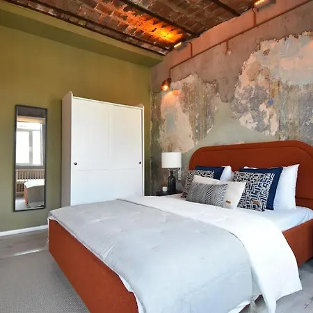 וילה Stunning 6br 4bath Near Tram *